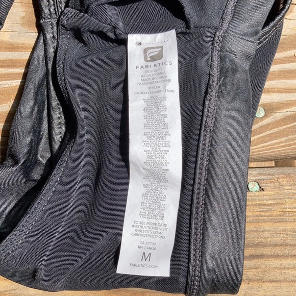 [Fabletics] Celeste Sports Bra - Picture 4 of 4